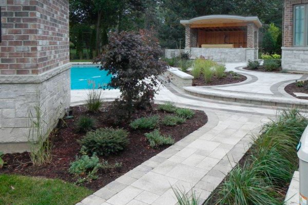 UNILOCK Umbriano, Hardscaping, Walkway
