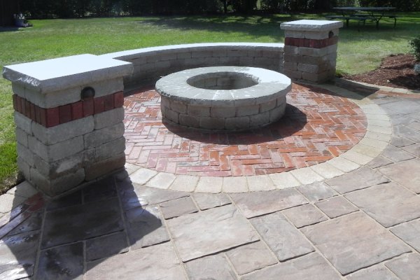 UNILOCK Thornbury,Town Hall, Hardscaping Project in Arlington Heights, Firepit