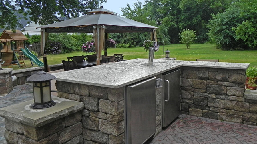outdoor-kitchens